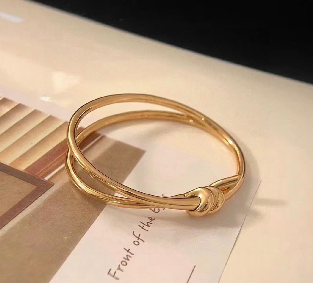 Tiffany & Co Gold Knot Bracelet
